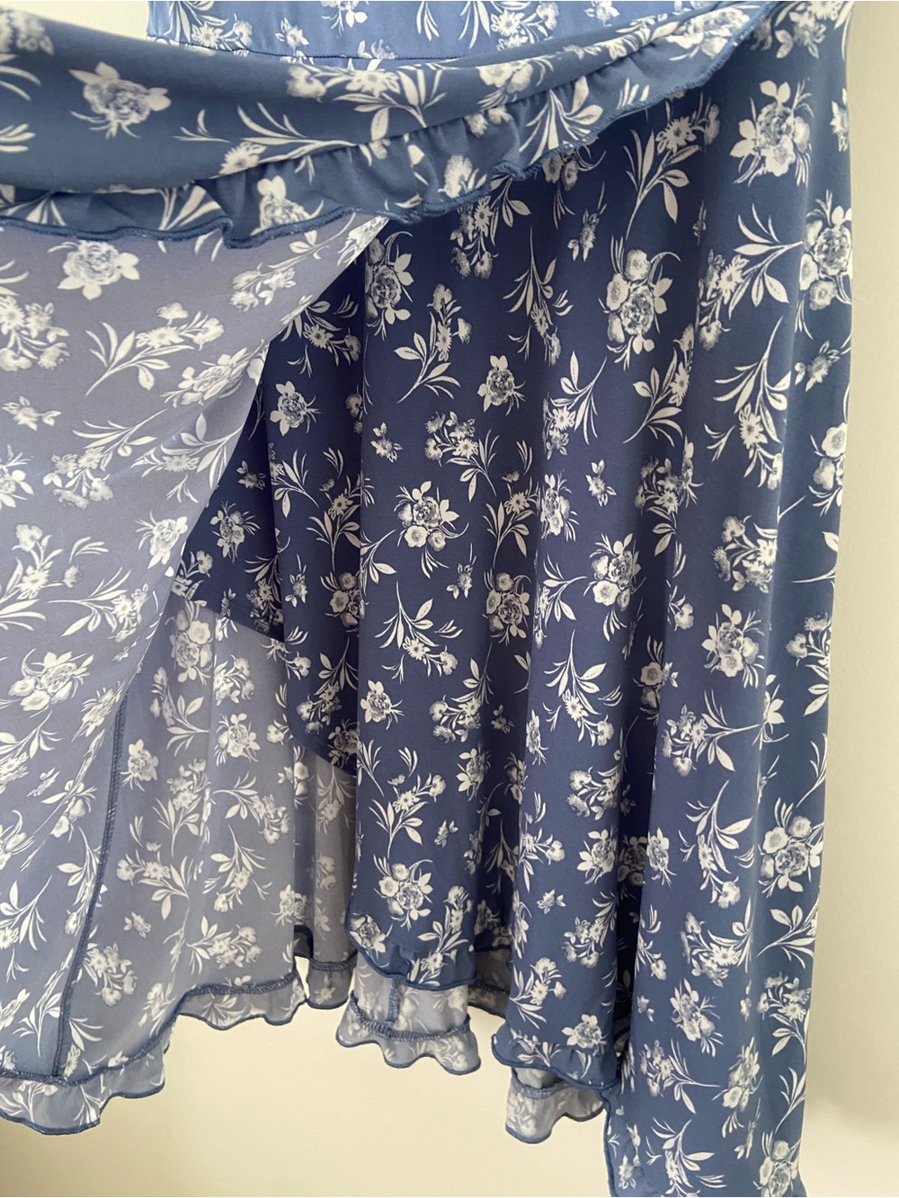 Kaileigh Thelma Kit Wrap Midi Dress - Picture 3 of 4